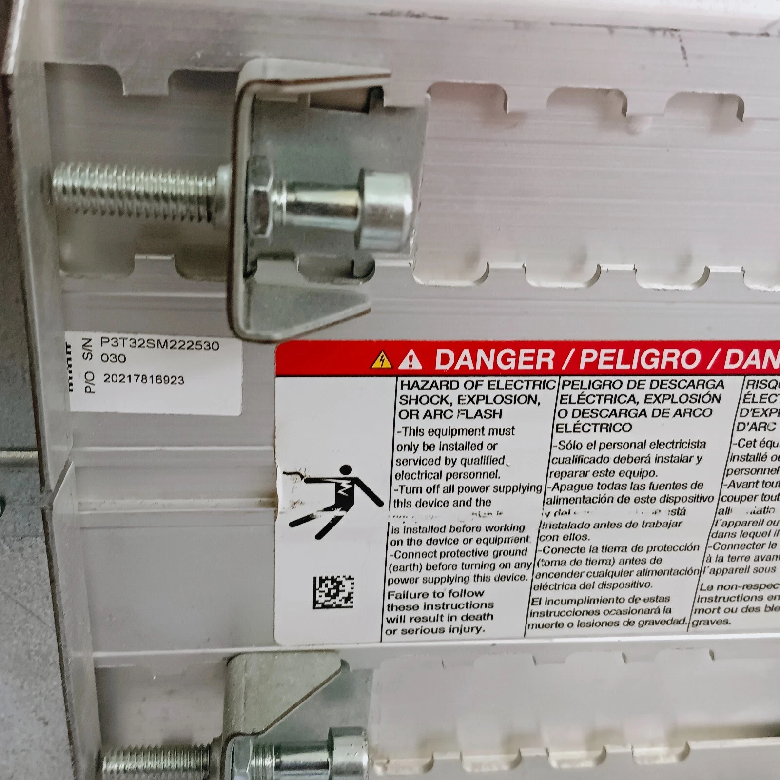 SCHNEIDER ELECTRIC EASERG P3T32-CGITA-AAFNA-BBAAA PROTECTION RELAY SM222530030 - Image 3